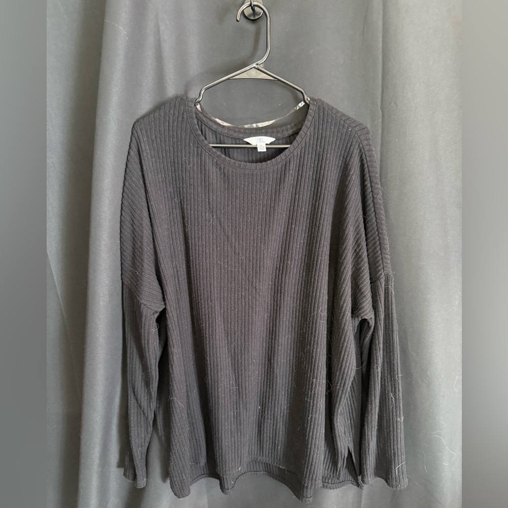 Time and Tru Charcoal Ribbed Knit Top